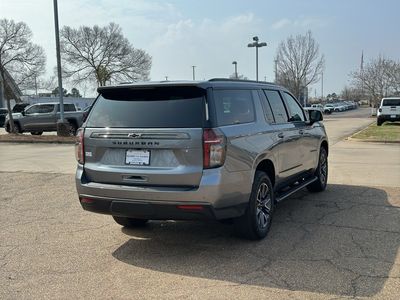 2022 Chevrolet Suburban - Photo 7
