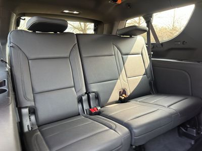 2022 Chevrolet Suburban - Photo 32