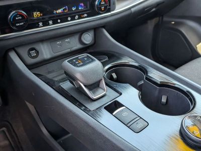 2024 Nissan Rogue — photo 17 view