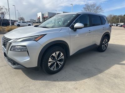 2023 Nissan Rogue SV in Silver — front three-quarter view