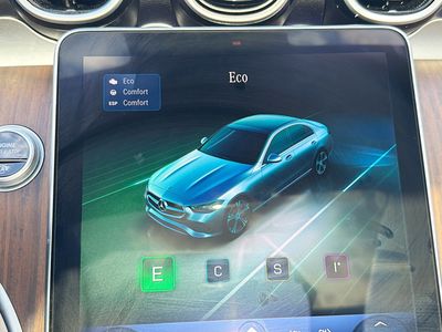2025 Mercedes-Benz C-Class - Photo 31