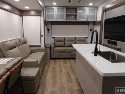2026 Alliance RV Paradigm - Photo 5