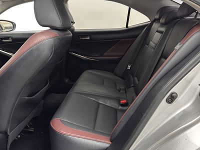 2019 Lexus IS - Photo 21