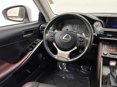 2019 Lexus IS - Photo 24