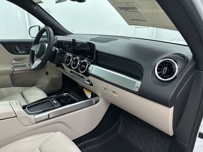 2026 Mercedes-Benz GLB — photo 27 view