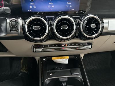 2026 Mercedes-Benz GLB — photo 14 view