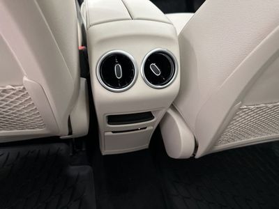 2026 Mercedes-Benz GLB — photo 22 view