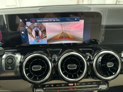 2026 Mercedes-Benz GLB — photo 17 view