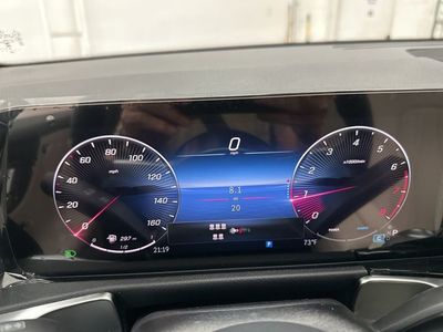 2026 Mercedes-Benz GLB — photo 12 view