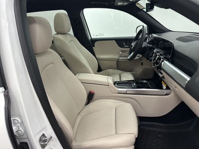 2026 Mercedes-Benz GLB — photo 28 view