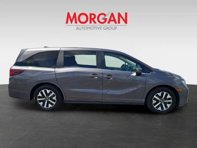 2026 Honda Odyssey — rear three-quarter view