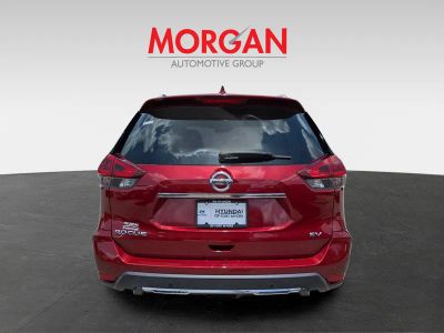 2019 Nissan Rogue — detail view