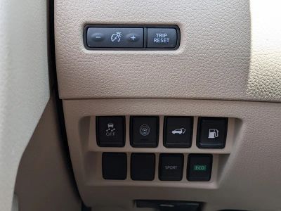 2019 Nissan Rogue — photo 23 view