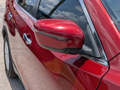 2019 Nissan Rogue — photo 12 view