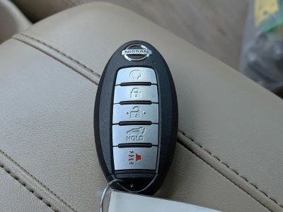 2019 Nissan Rogue — photo 34 view