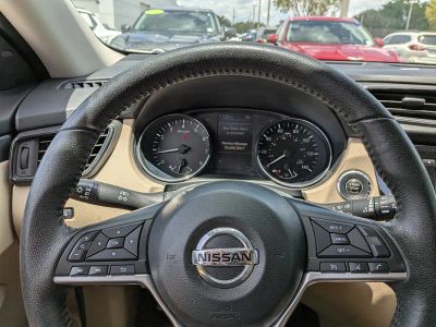 2019 Nissan Rogue — photo 26 view