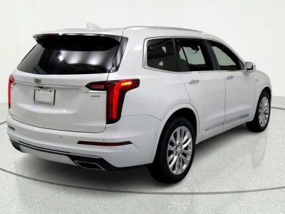 2020 Cadillac XT6 — interior view