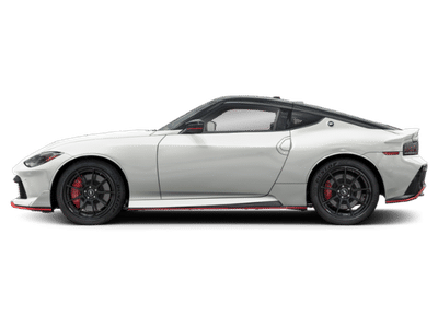 2026 Nissan Z - Photo 3