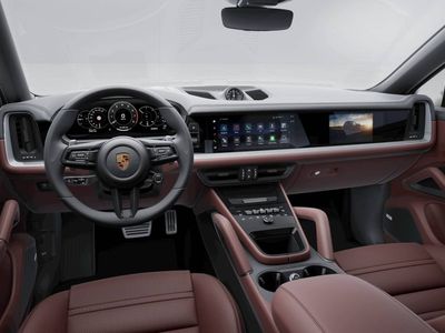 2026 Porsche Cayenne - Photo 9
