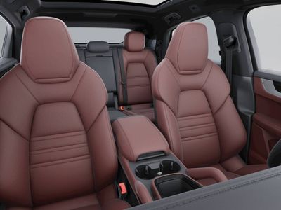2026 Porsche Cayenne - Photo 10