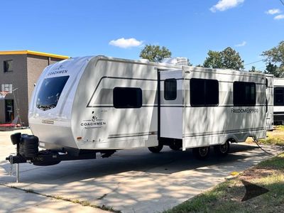 2026 Coachmen RV Freedom Express Ultra Lite - Photo 9