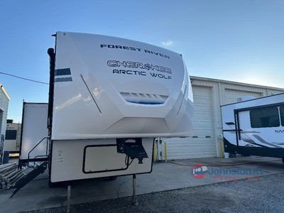 2025 Forest River RV Cherokee Arctic Wolf - Photo 5