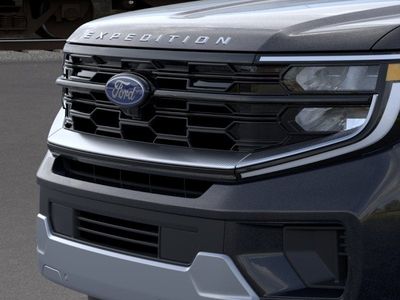2026 Ford Expedition Max Platinum in Agate Black Metallic — front three-quarter view