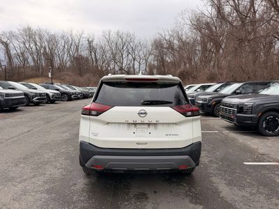 2021 Nissan Rogue SV - Photo 6
