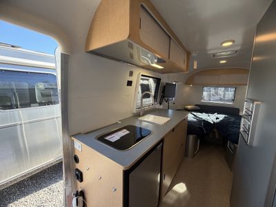 2026 Airstream WORLD TRAVELERUSA — photo 29 view