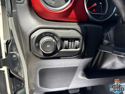 2022 Jeep Wrangler — photo 52 view