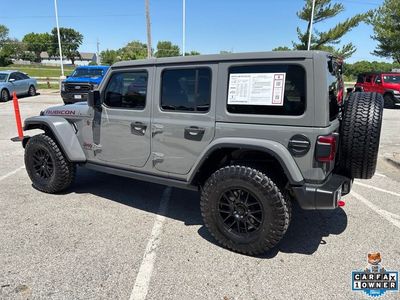 2022 Jeep Wrangler — photo 18 view