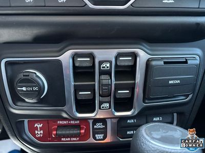 2022 Jeep Wrangler — photo 60 view