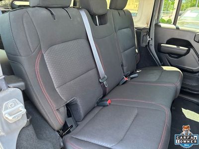 2022 Jeep Wrangler — photo 42 view