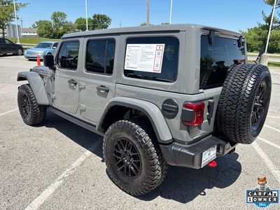 2022 Jeep Wrangler — photo 19 view