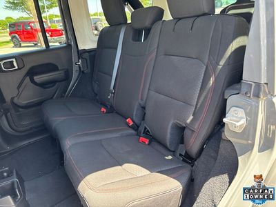 2022 Jeep Wrangler — photo 38 view