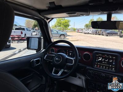 2022 Jeep Wrangler — photo 44 view