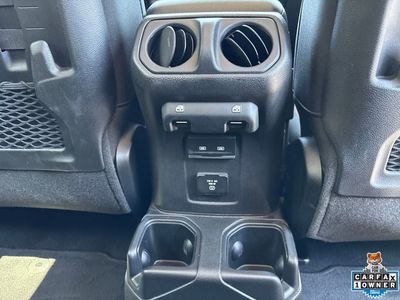 2022 Jeep Wrangler — photo 43 view