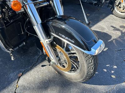 2022 Harley-Davidson Tri Glide Ultra - Photo 3