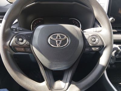 2024 Toyota RAV4 - Photo 12