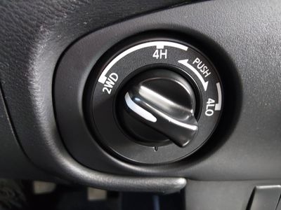 2024 Nissan Frontier - Photo 18