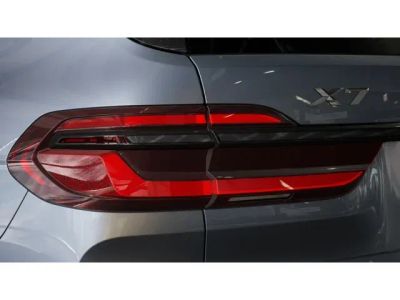 2026 BMW X7 — photo 8 view