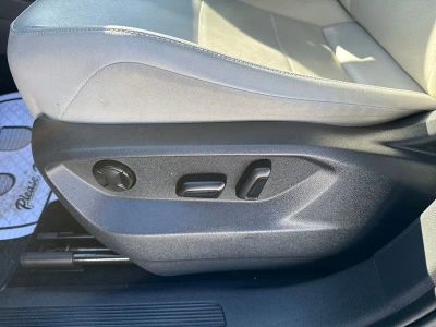 2021 Volkswagen Tiguan SE - Photo 18
