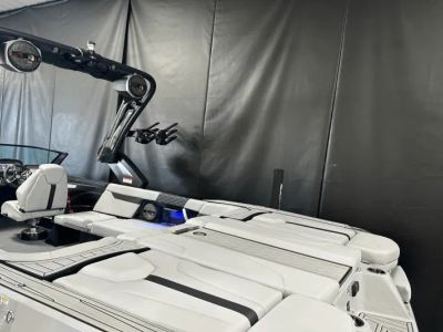 2024 Mastercraft XT25 - Photo 15