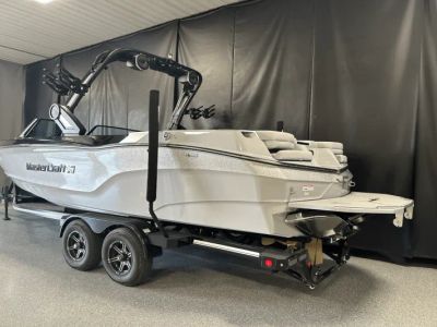 2024 Mastercraft XT25 - Photo 2