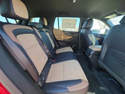 2026 Chevrolet Equinox — photo 14 view