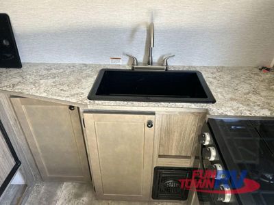 2023 Sunset Park RV Sun Lite - Photo 13