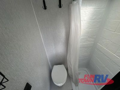 2023 Sunset Park RV Sun Lite - Photo 18