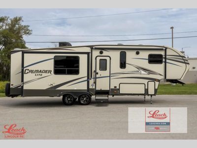 2017 Crusader LITE 27RK — photo 10 view
