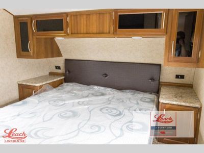 2017 Crusader LITE 27RK — photo 23 view