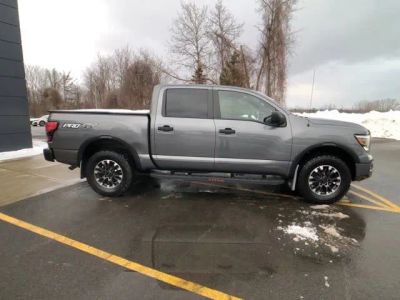 2021 Nissan Titan PRO-4X - Photo 30